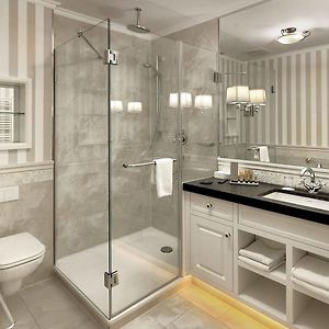 Belle Epoche Junior Suite mit Balkon zur Meerseite	